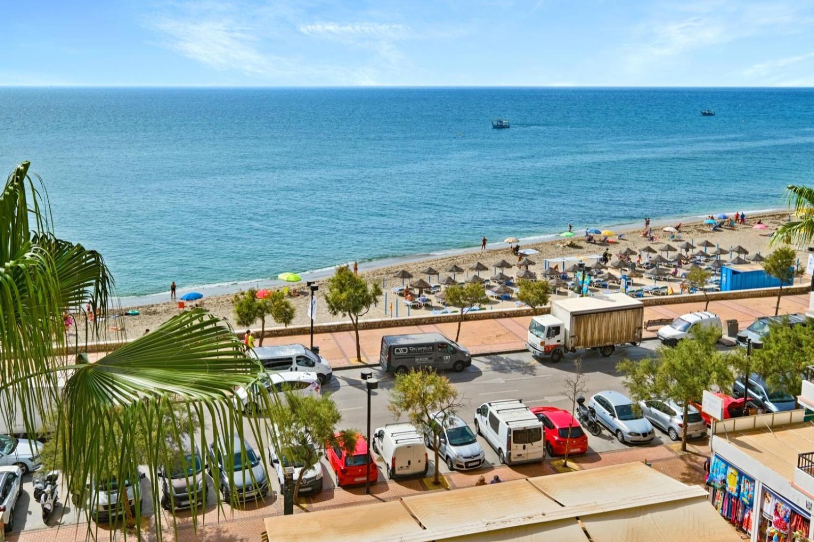 Apartamento Con Piscina En La Primera Linea De Playa De Fuengirola Exterior foto